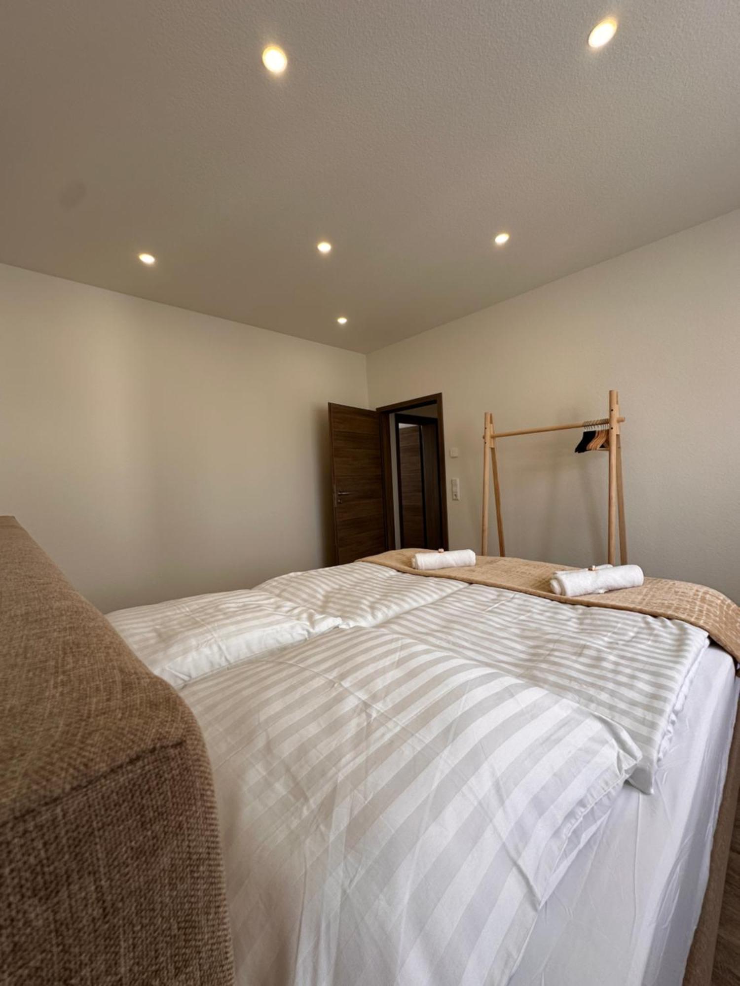 Amao-Obsidian I 120Qm I Elegantes Business- & Familienapartment I 3 Schlafzimmer I Kingsize Betten Schwanau Exteriör bild