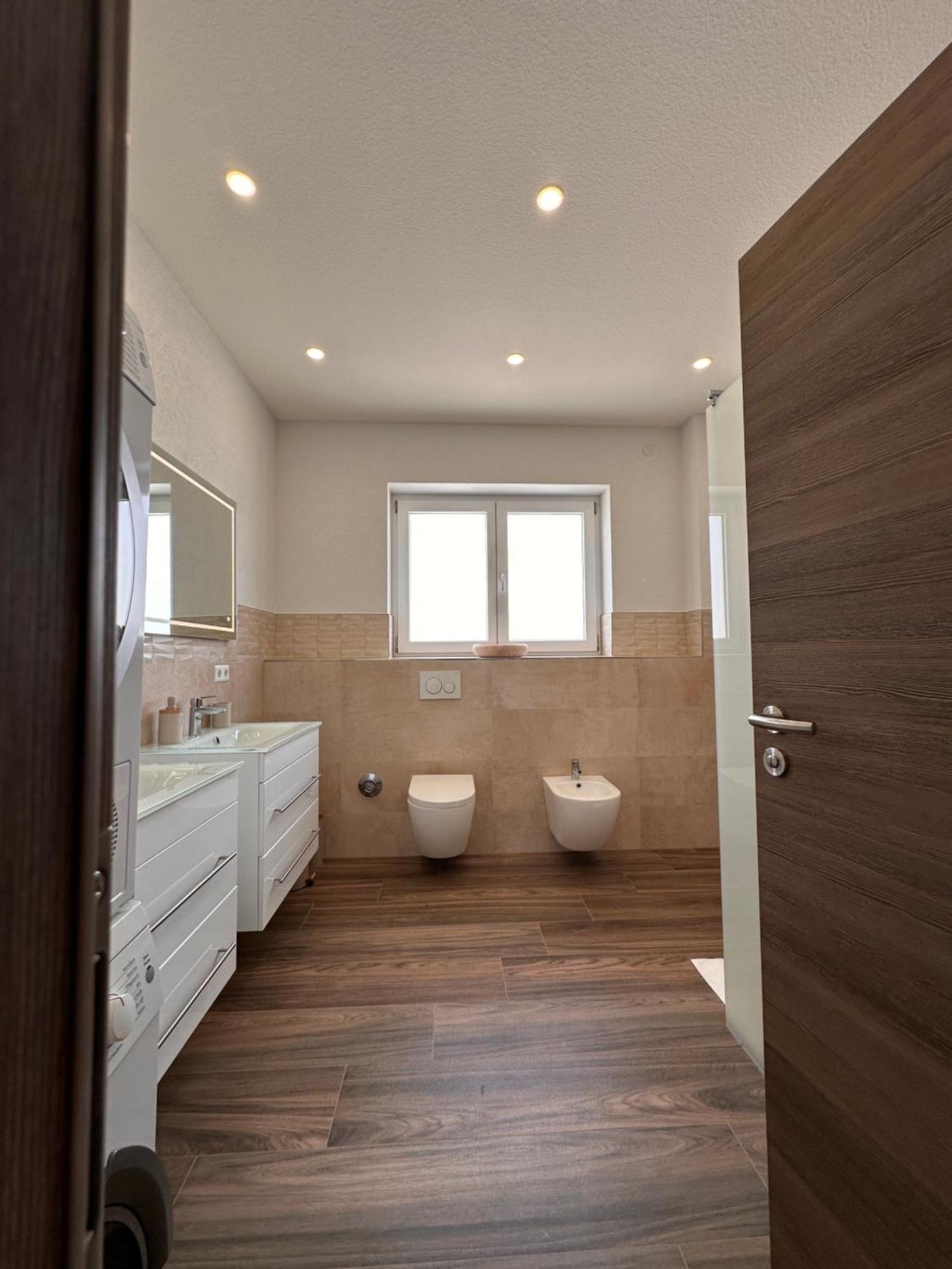 Amao-Obsidian I 120Qm I Elegantes Business- & Familienapartment I 3 Schlafzimmer I Kingsize Betten Schwanau Exteriör bild